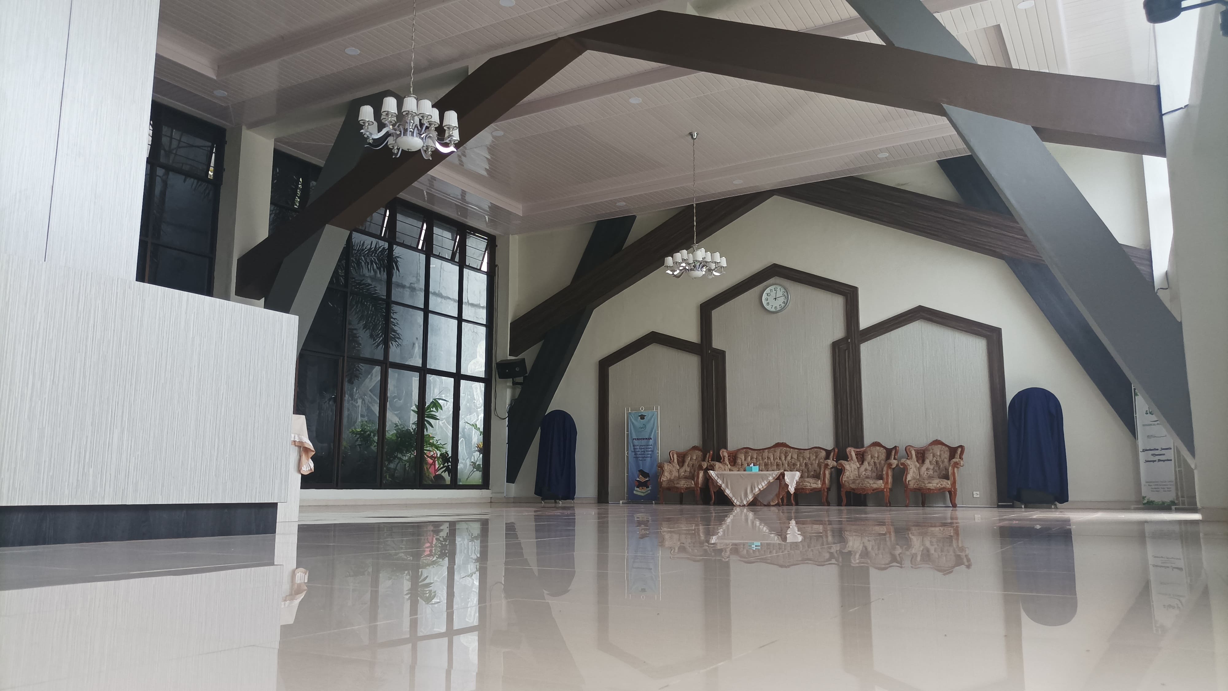 Grha Cinta Yatim Lantai 1